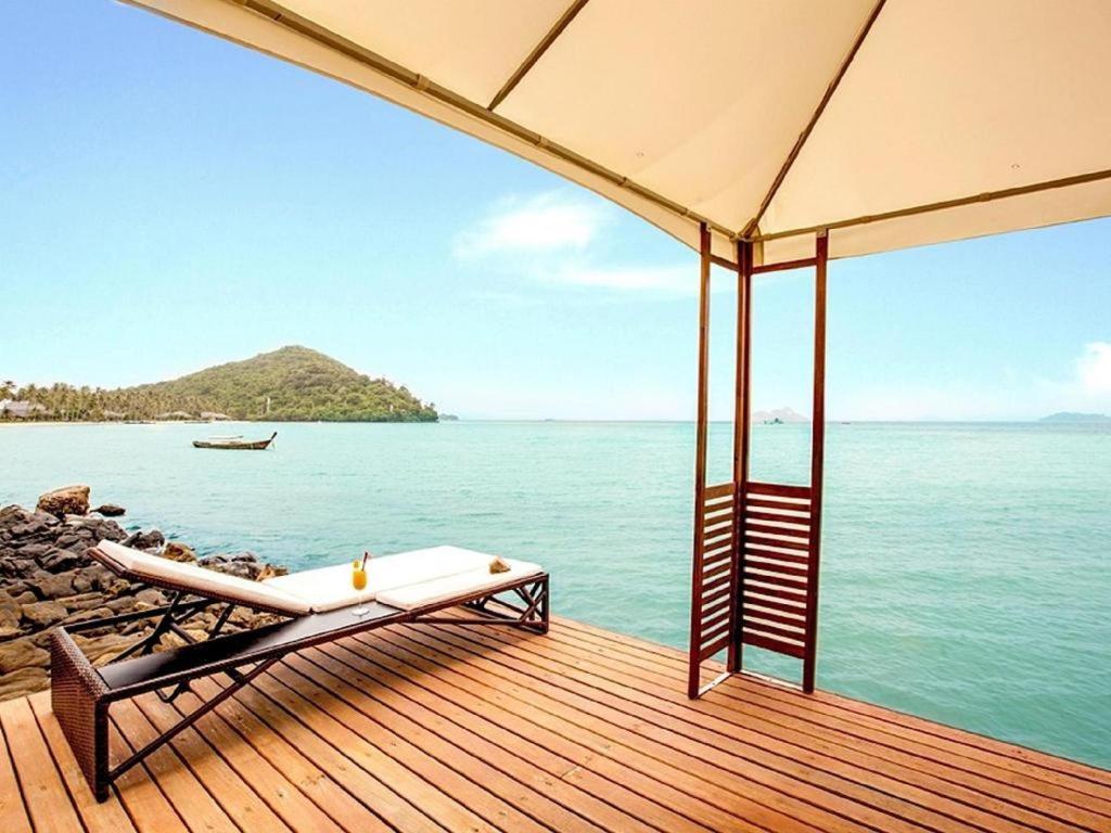 Villa 360 Resort And Spa Phi Phi Islands Exterior photo